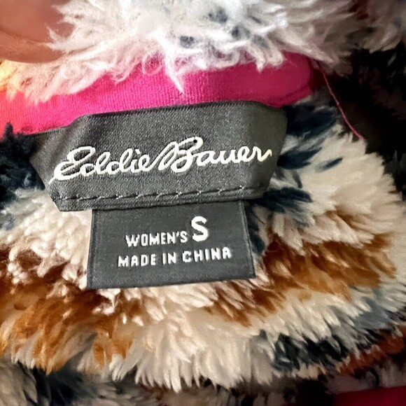 Eddie Bauer Aztec Plush 1/4 Zip Fuzzy Fleece Soft Cozy Pullover Size Small - Picture 7 of 10